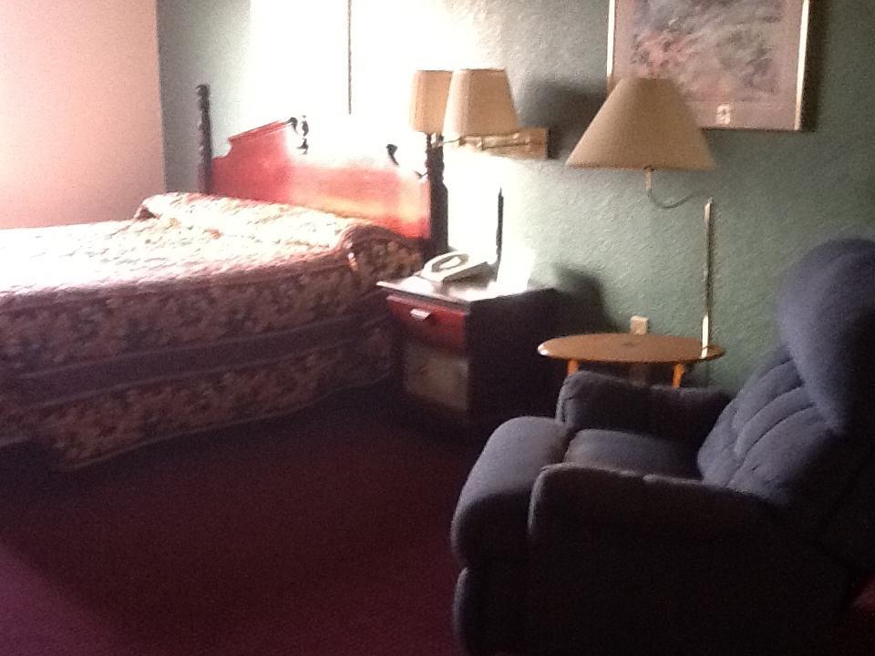 Super 8 By Wyndham Kennett Motel Dış mekan fotoğraf