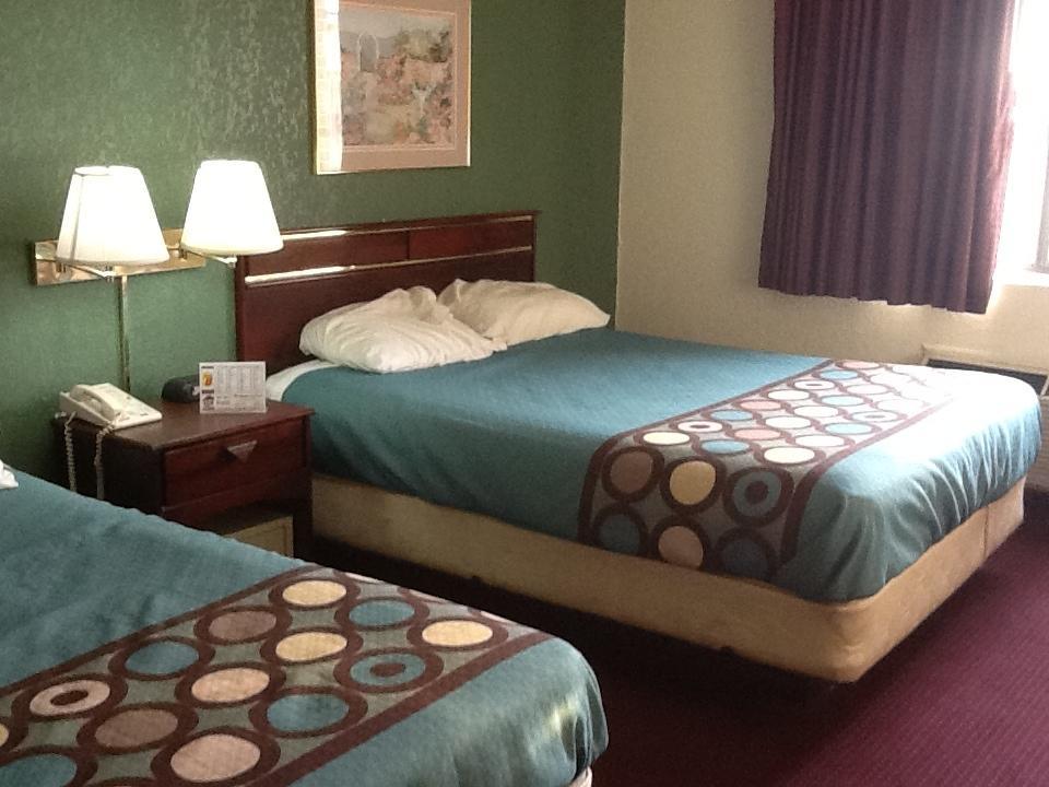 Super 8 By Wyndham Kennett Motel Dış mekan fotoğraf