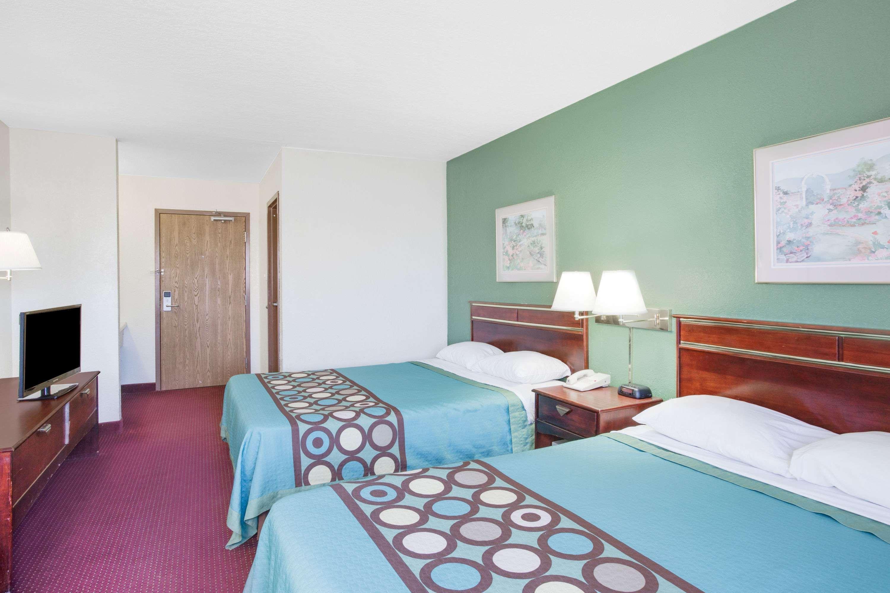 Super 8 By Wyndham Kennett Motel Dış mekan fotoğraf